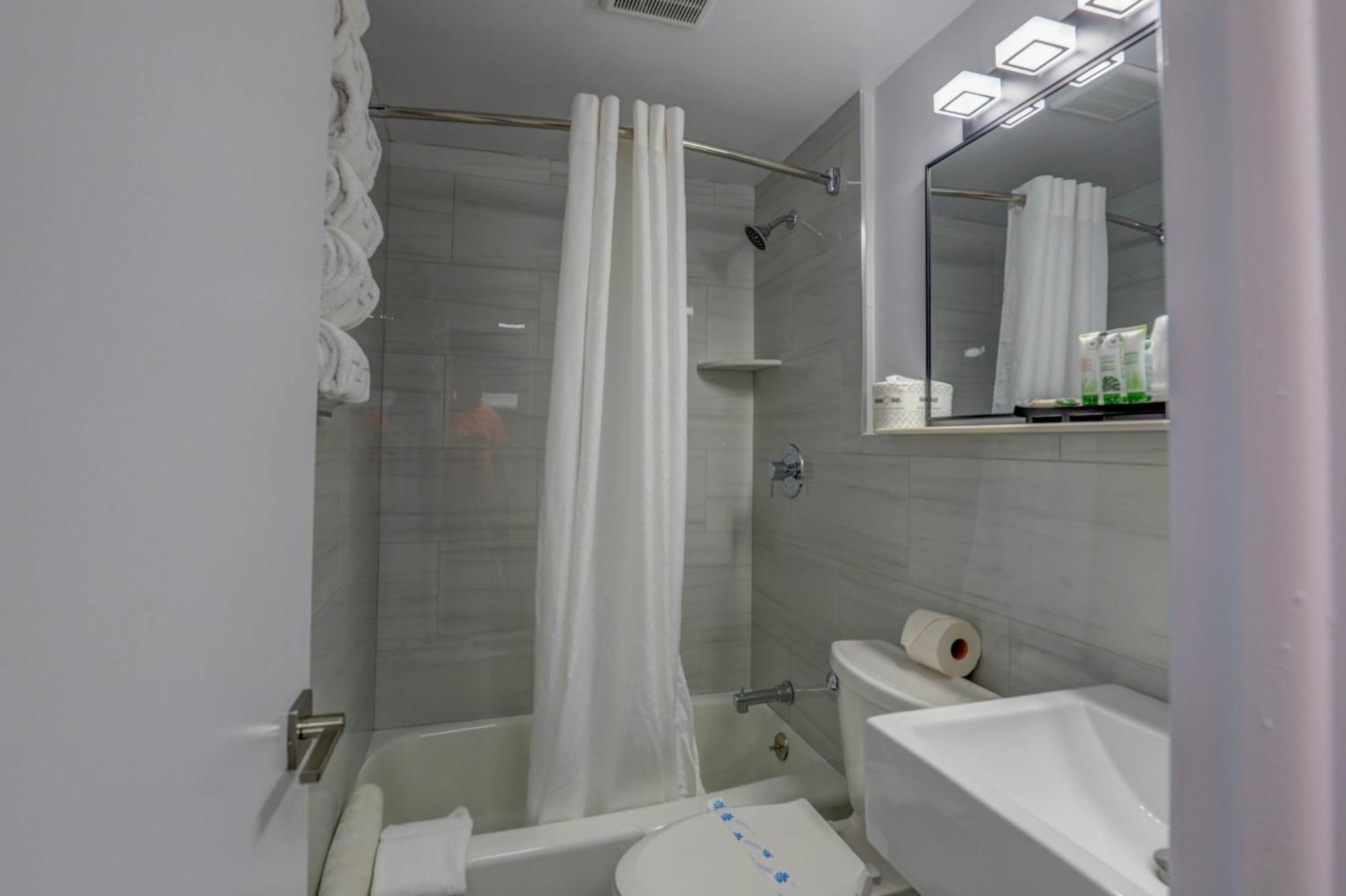Le Voyageur - A Red Collection Hotel Wildwood Dış mekan fotoğraf